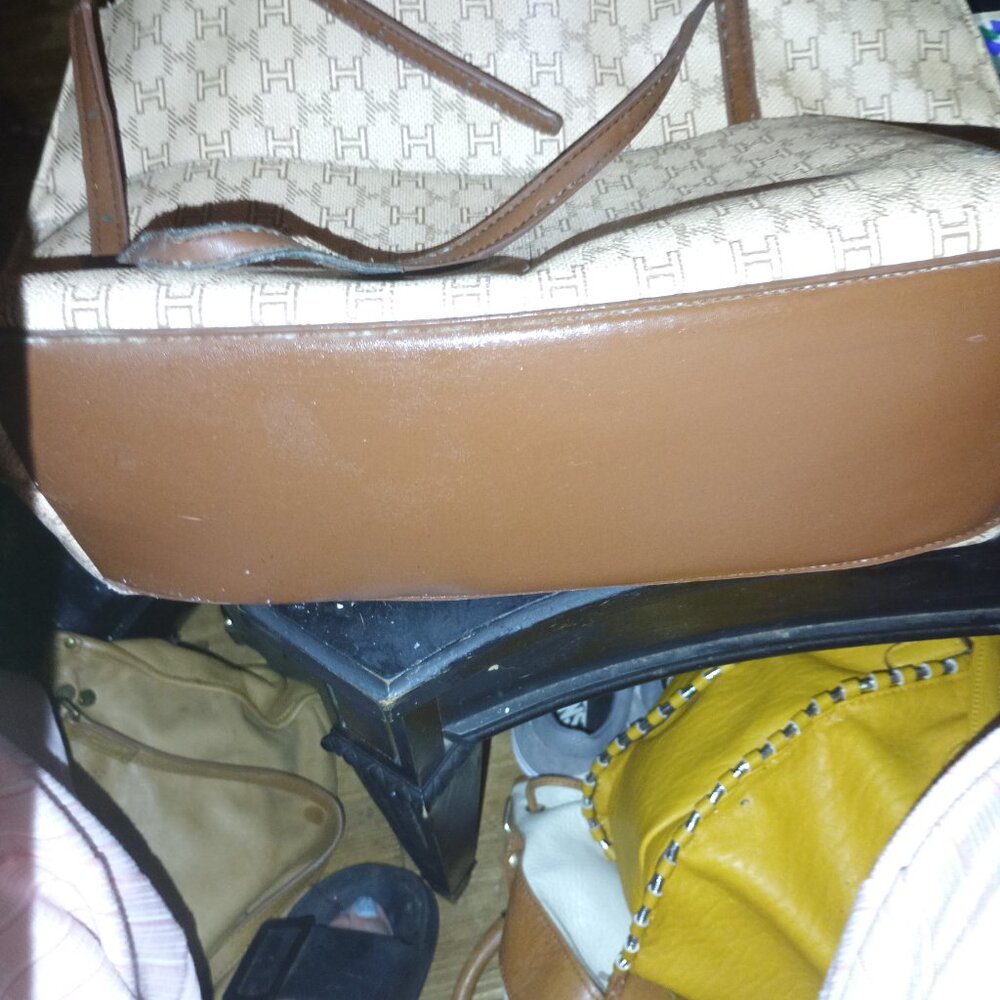 Halston handbag - Picture 3 of 4